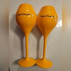 Veuve Clicquot Orange Champagne Flutes